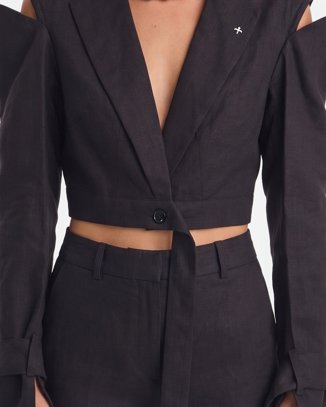 Linen Cold-Shoulder Crop Blazer