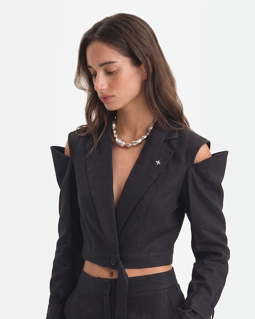 Linen Cold-Shoulder Crop Blazer