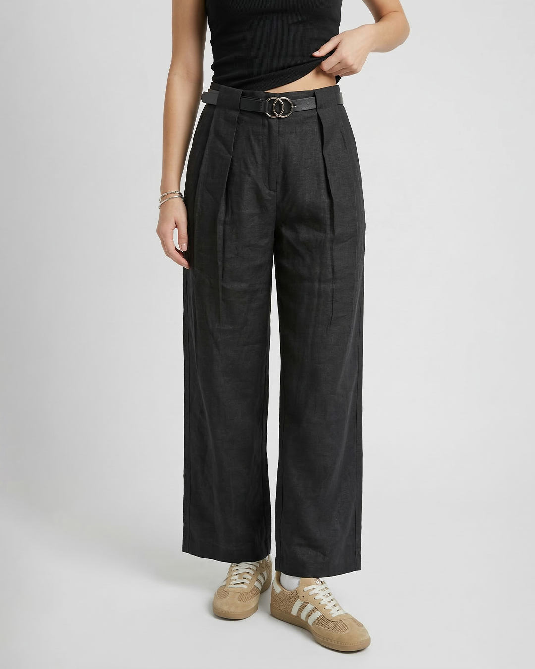 Wide-Leg Trousers with pleats