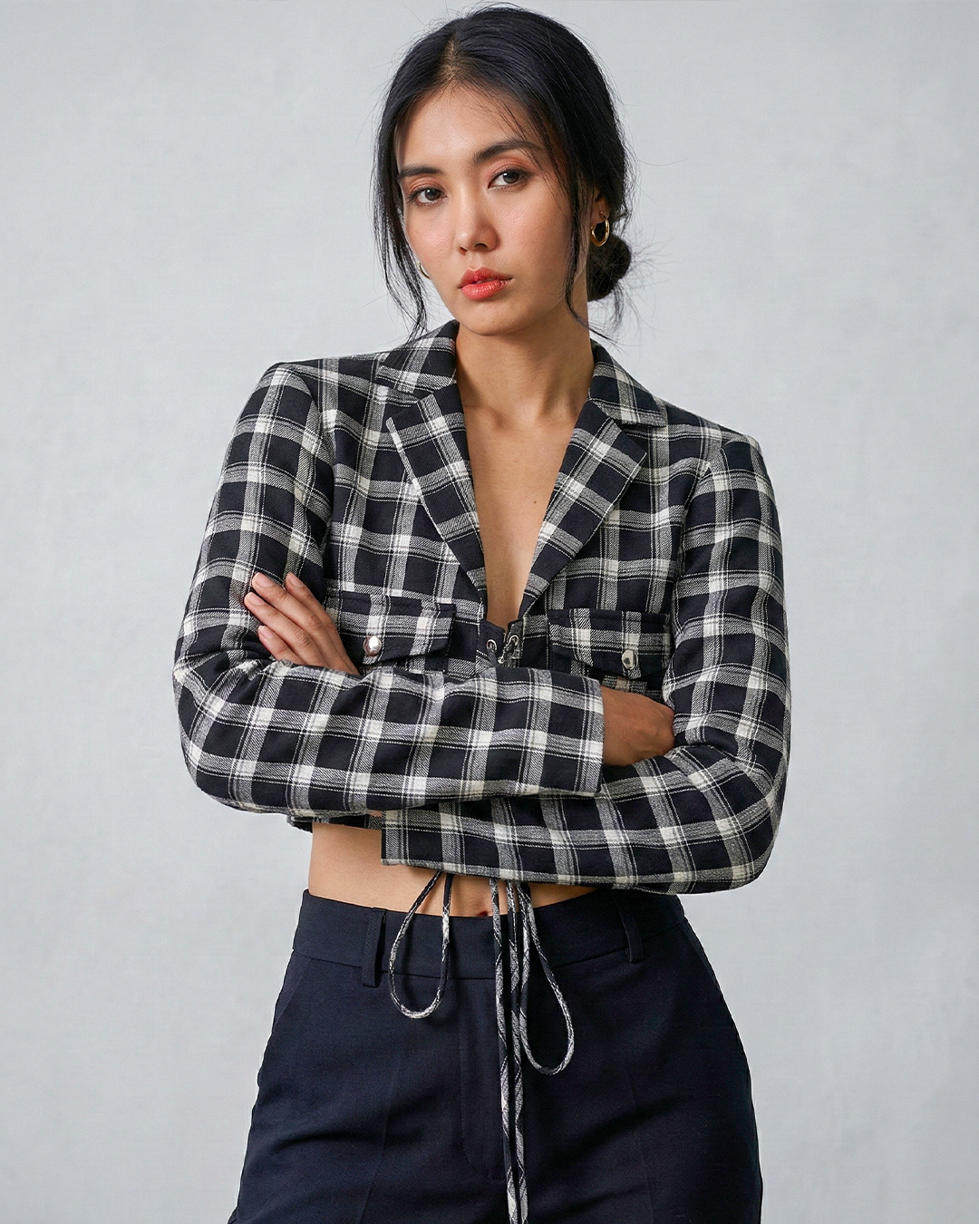 Women’s Pure Linen Plaid Crop Blazer – Black & White Check Lace-Up Front Jacket