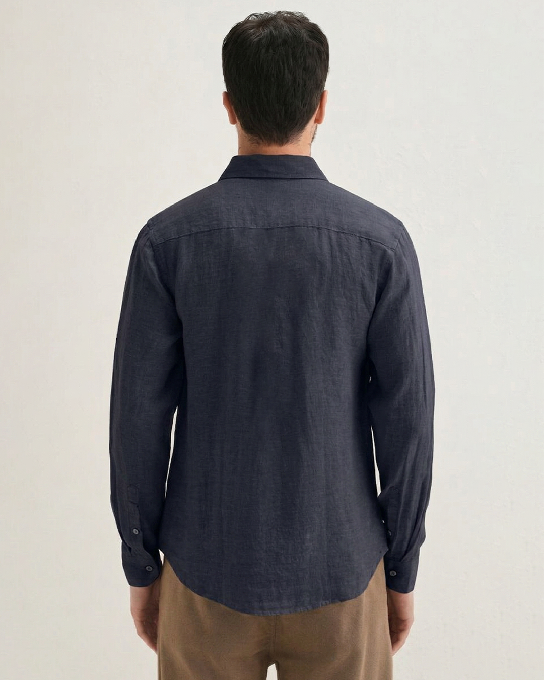Back view of AERAA navy linen shirt relaxed fit 